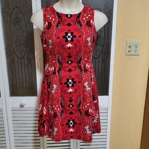 Eva-Mendes Ladies Beautiful Floral Fit & Flare Dress